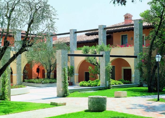 Castello Belvedere Apartments