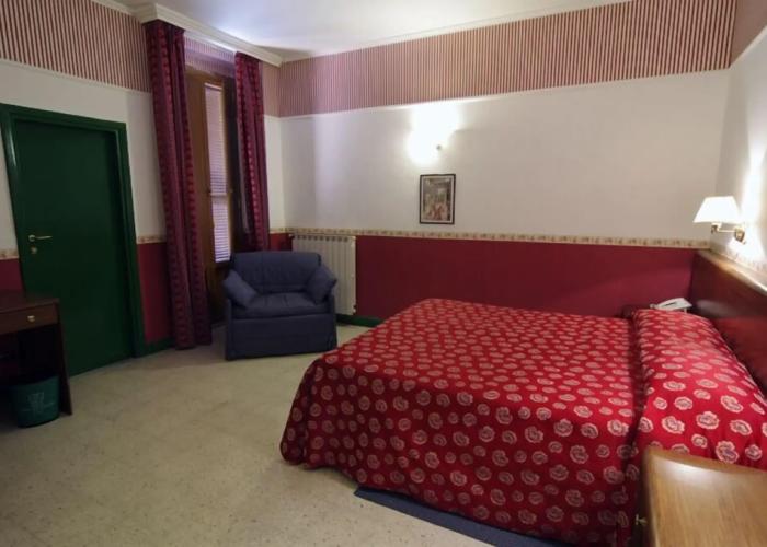 Hotel Iris Crillon