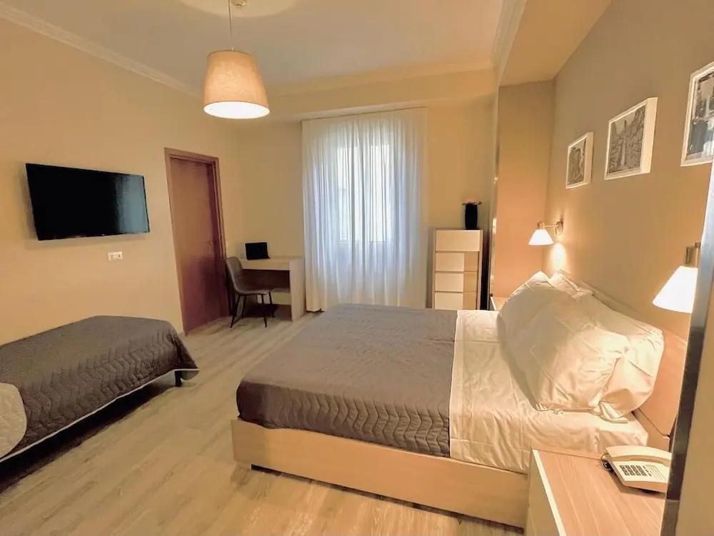 фото ALBERGO RISTORANTE BELSITO FIUGGI Nhost