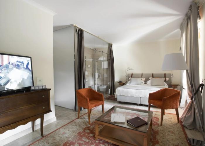 Augustus Hotel & Resort