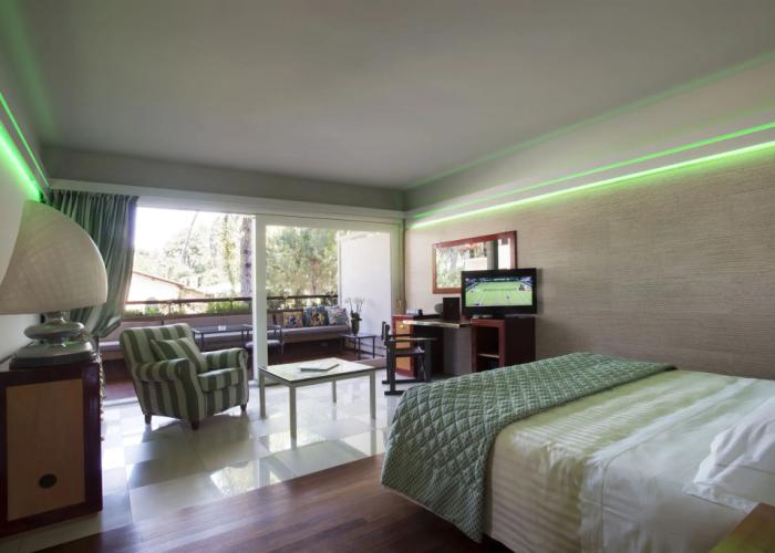 Augustus Hotel & Resort
