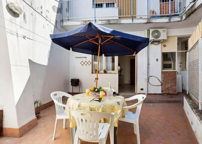 Tra il Centro e Il Mare Apartment con terrazzo