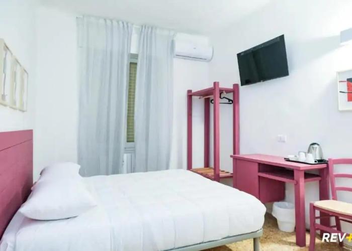 Lia Art Hotel