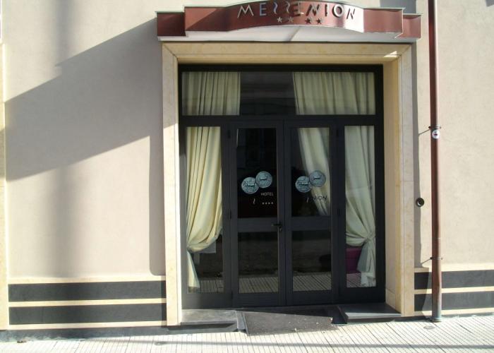 Hotel Messenion