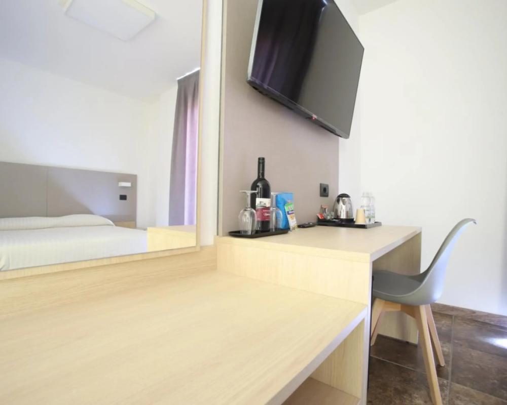 фото Hotel Tiby
