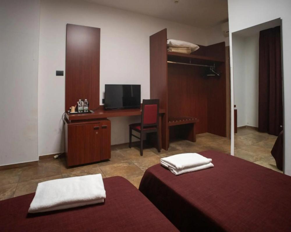фото Hotel Tiby