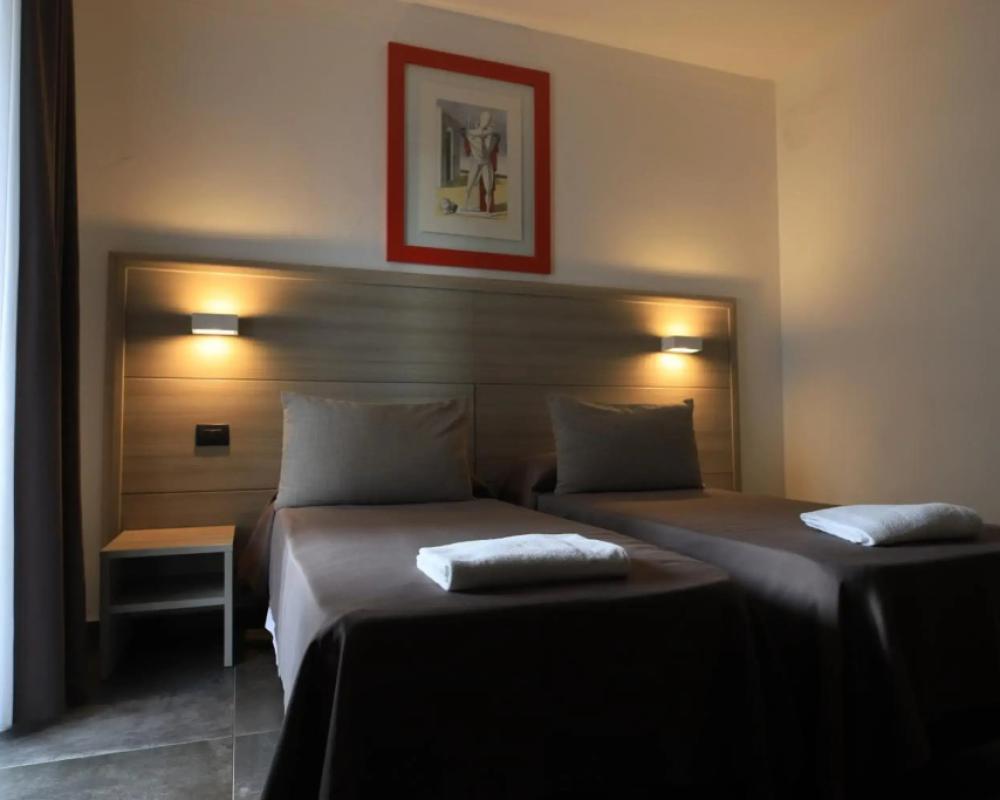 фото Hotel Tiby