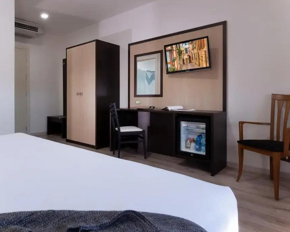 фото CDH Hotel Modena