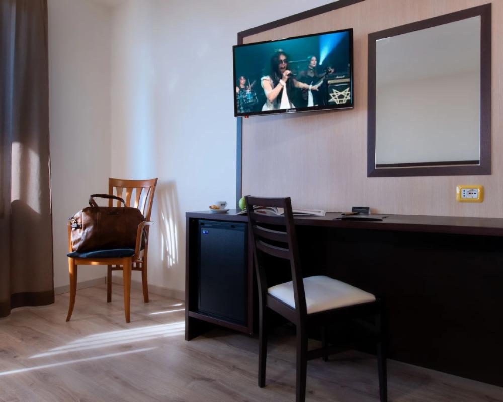 фото CDH Hotel Modena