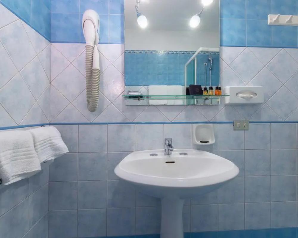фото CDH Hotel Modena