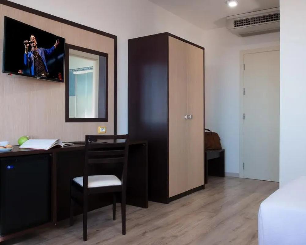 фото CDH Hotel Modena