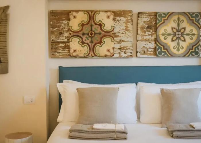 TD Casa Lul Panoramic Pool Over Mediterranean Scrub