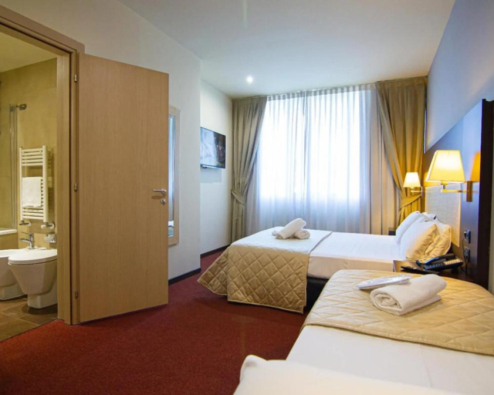 фото Tuscany Inn