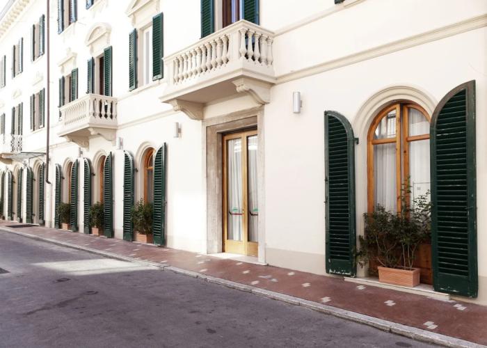 Hotel Savoia E Campana