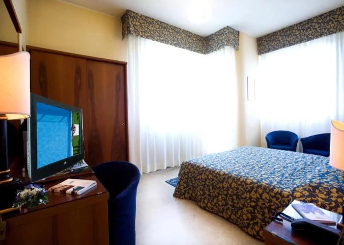 Hotel Savoy