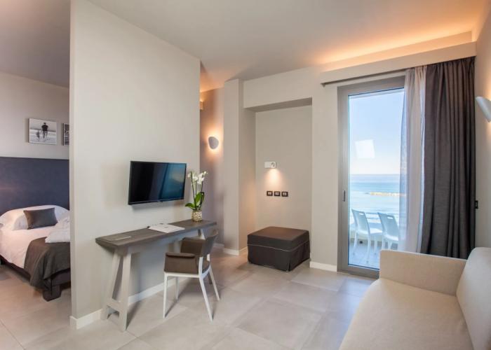 Nautilus Family Hotel
