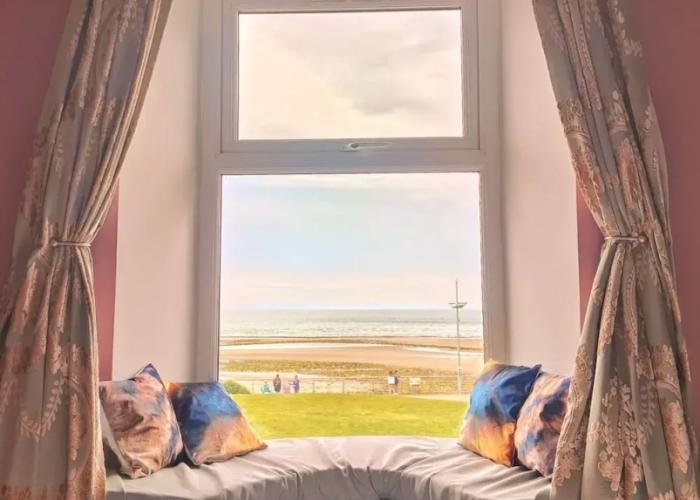Mourne Mountain Art Apartments