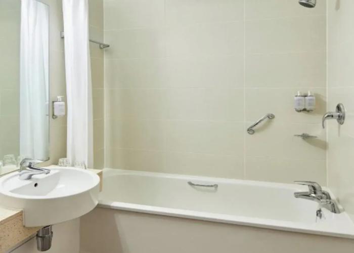 Leonardo Hotel Bradford