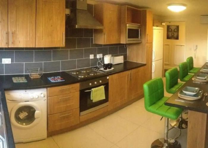 Alton Apartments
