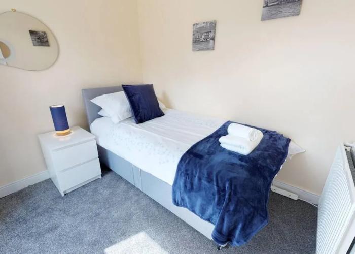 Stayzo Stylish House Accommodation in Westminster