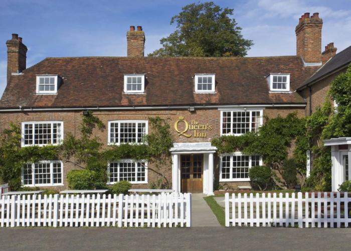 The Queen's Inn