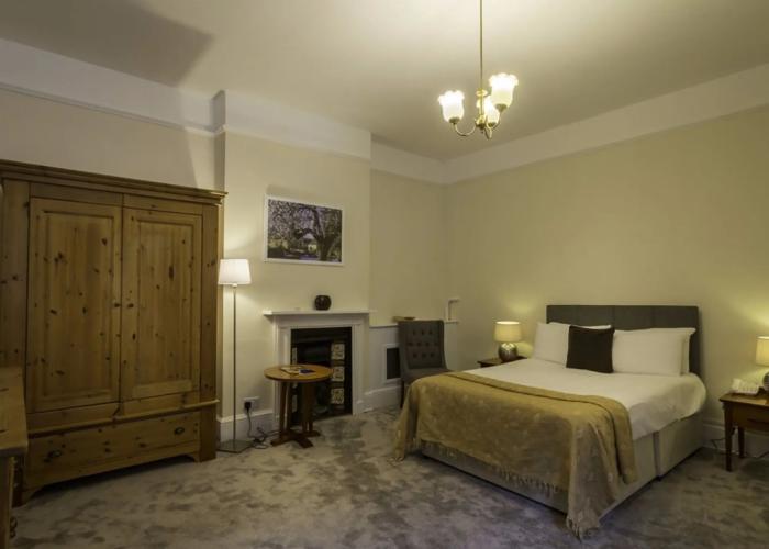 The Mount Pleasant Hotel