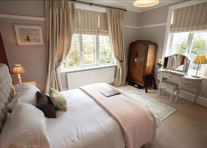 Treherne House & The Malvern Retreat