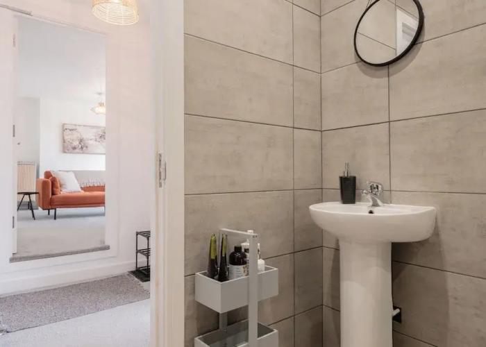 Cosy 1BD in Malvern With Stunning Views