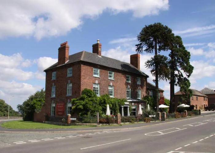 The Old Orleton Inn