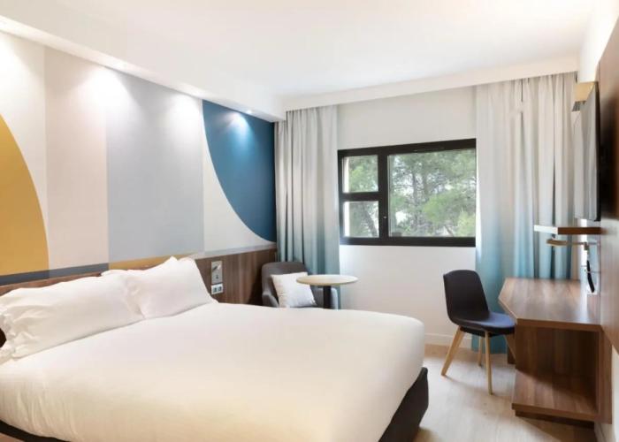 Holiday Inn Marseille Airport by IHG