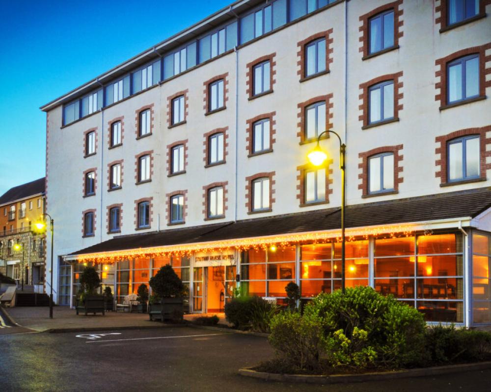 Clifden Station House