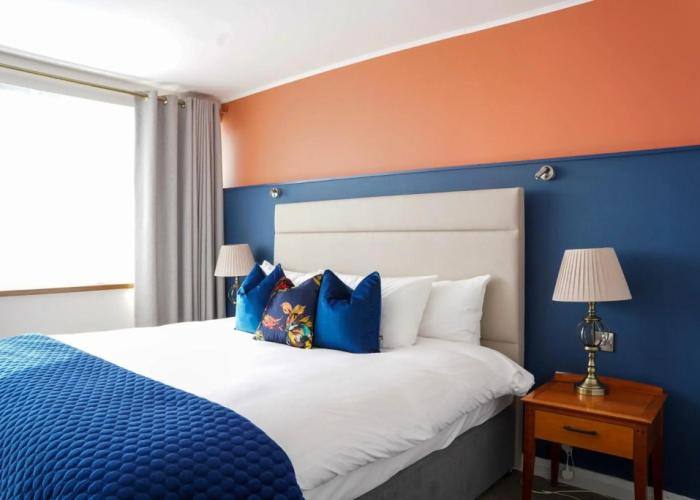 Alcock & Brown Hotel