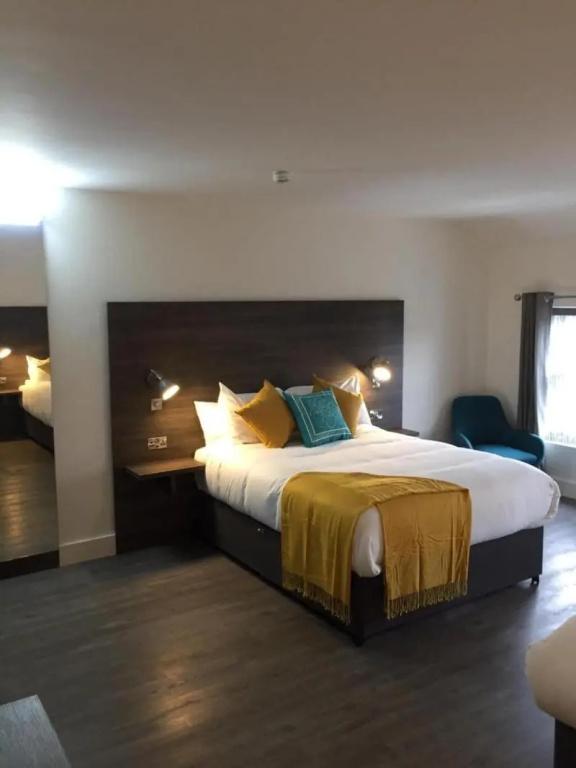 фото Base Accommodation Dingle