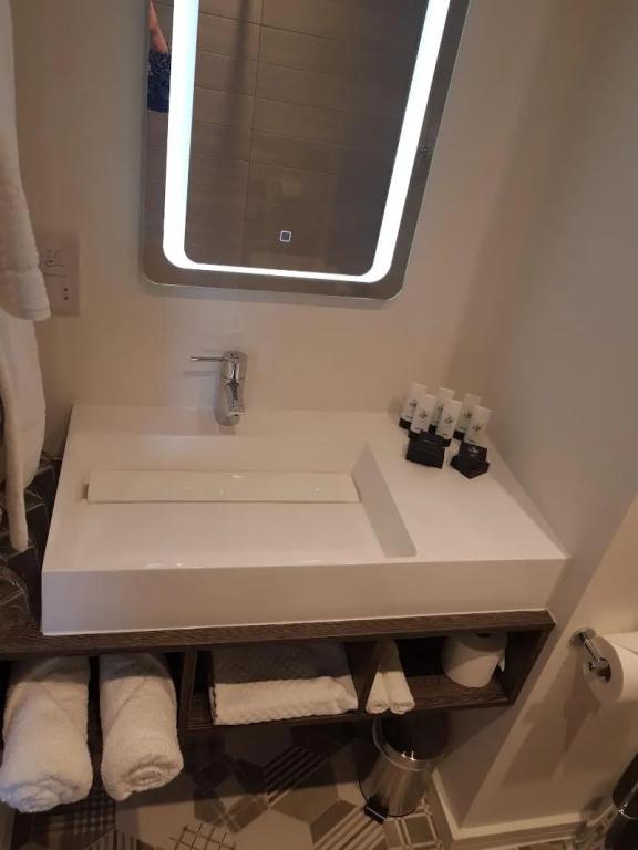 фото Base Accommodation Dingle