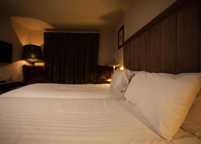 Strathaven Hotel