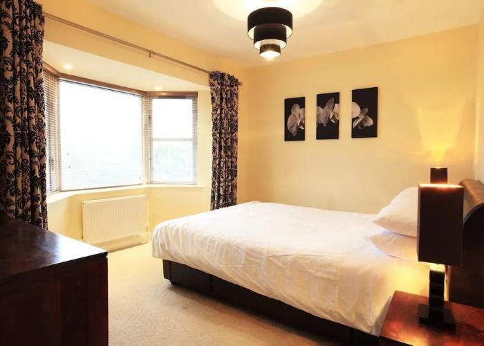 Ardmullen 4 bed Walnut