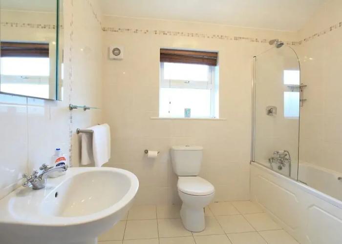 Ardmullen 4 bed Walnut