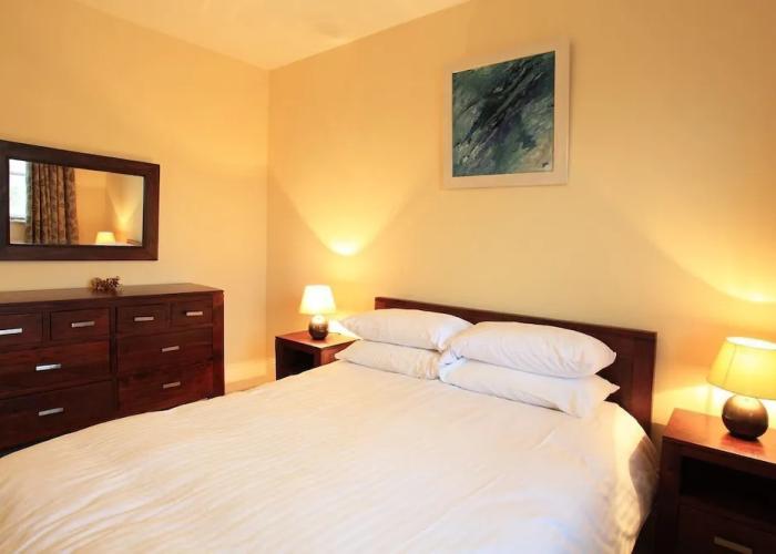 Ardmullen 4 bed Walnut