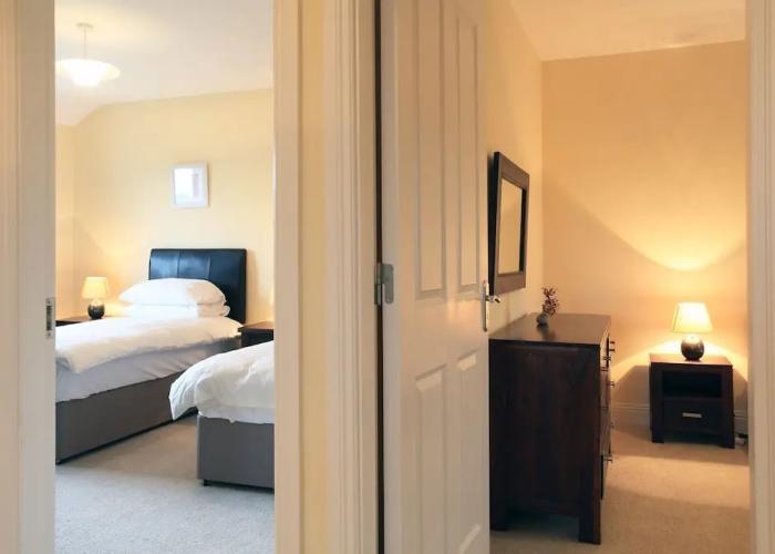 Ardmullen 4 bed Walnut