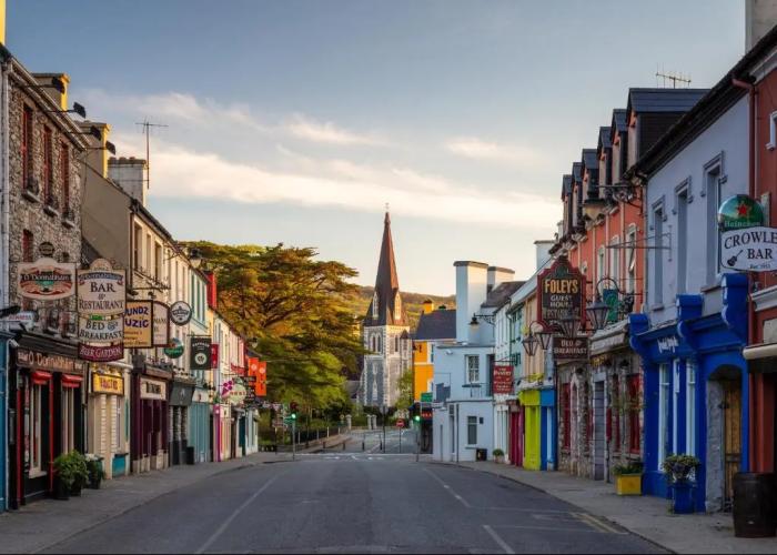 Lansdowne Arms Hotel