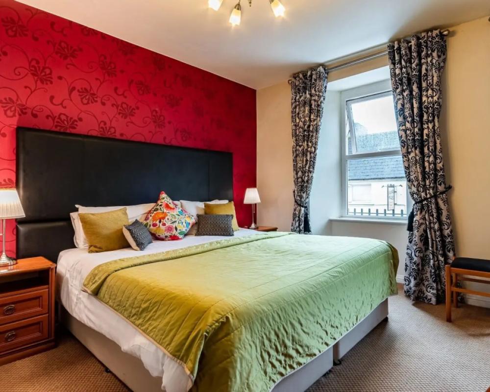 Foley's Guesthouse & Self Catering Holiday Homes