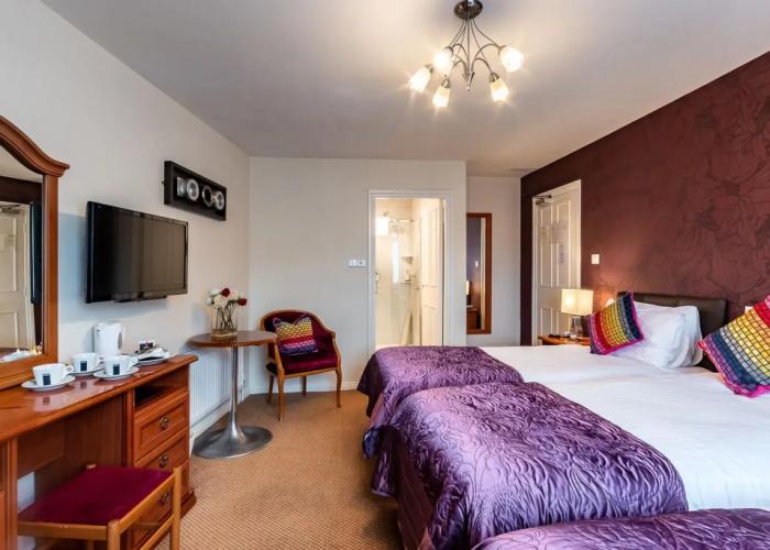 Foley's Guesthouse & Self Catering Holiday Homes