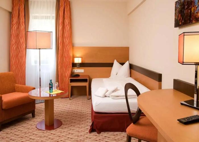 Hotel TaunusTagungsHotel