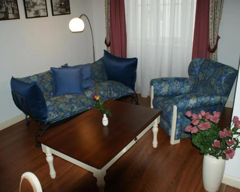 фото B&B HOTEL Gera