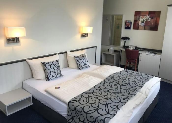 Parkhotel Neubrandenburg