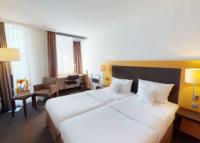Kongresshotel Potsdam am Templiner See