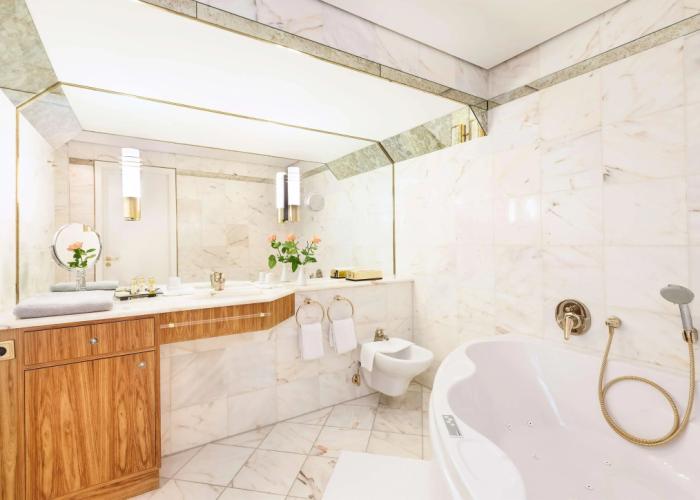 Best Western Premier Grand Hotel Russischer Hof