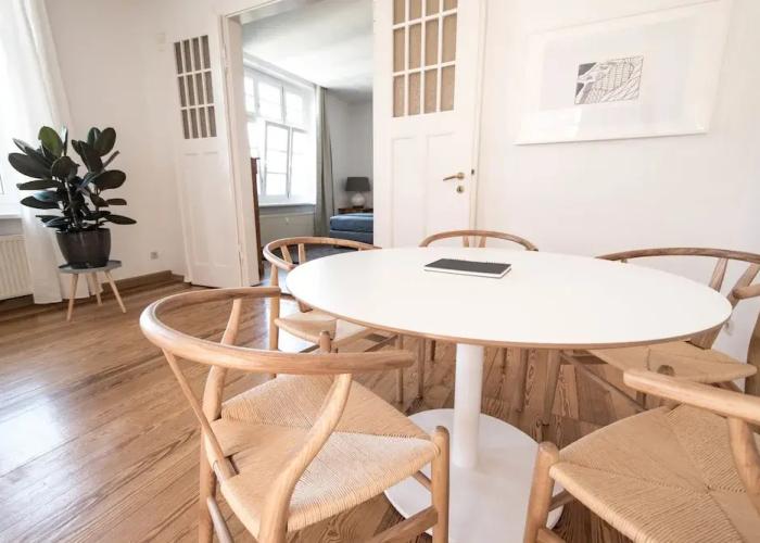 Modern design im klassischen Altbau