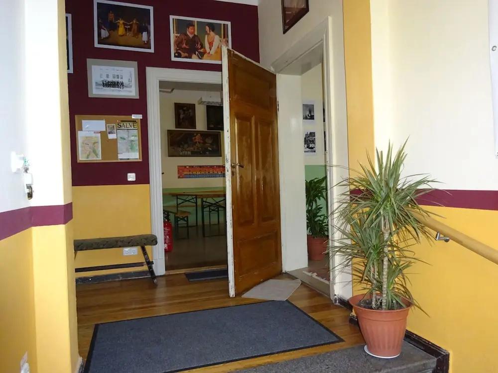фото Hummel Hostel
