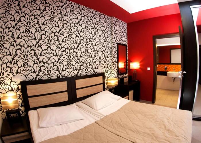 Hotton Hotel